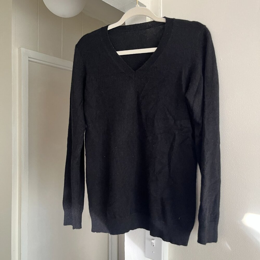 Black Cashmere V-Neck Sweater, Size XL